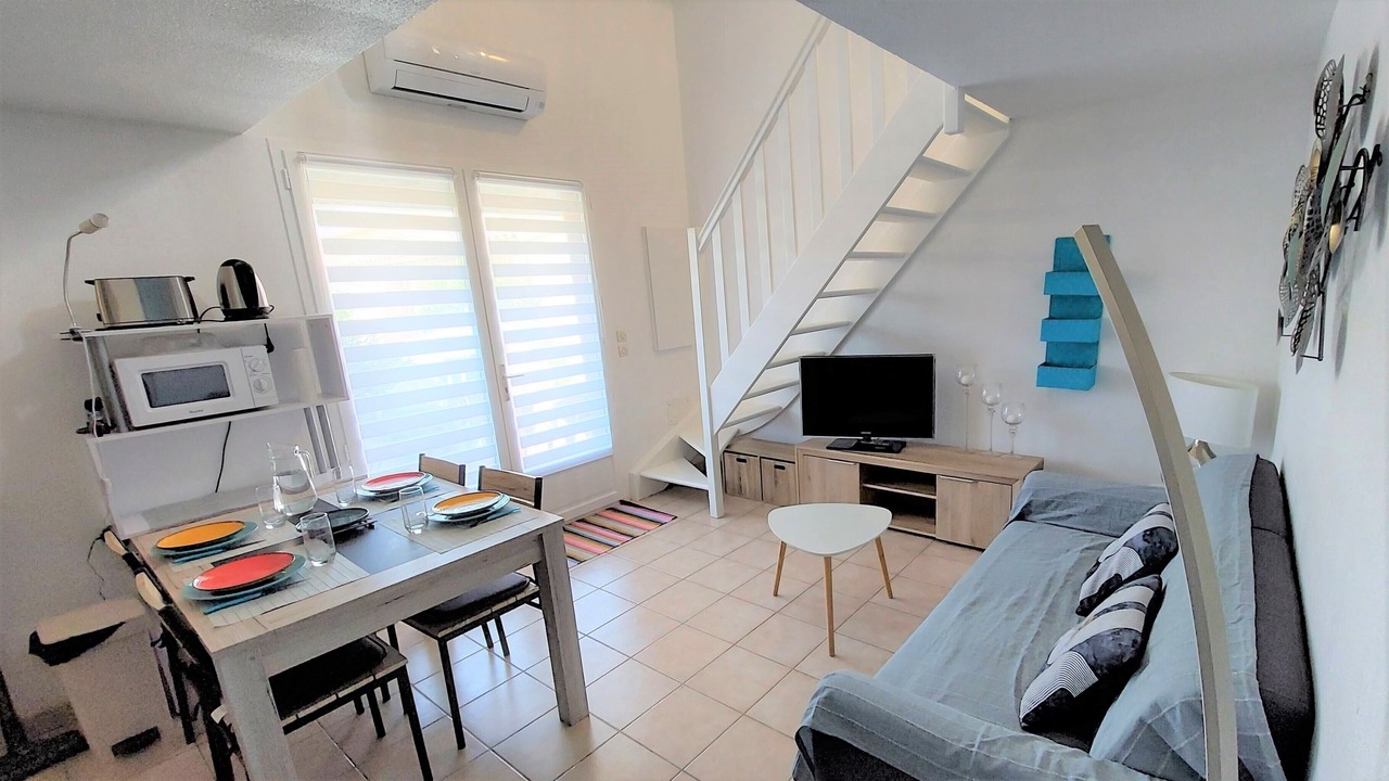 Photo of Livingroom in Sainte-Marie-la-Mer