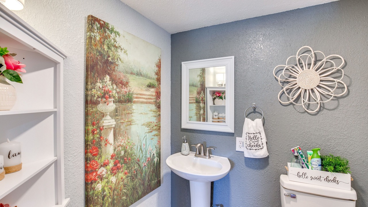 Photo of Bathroom in Grapeland