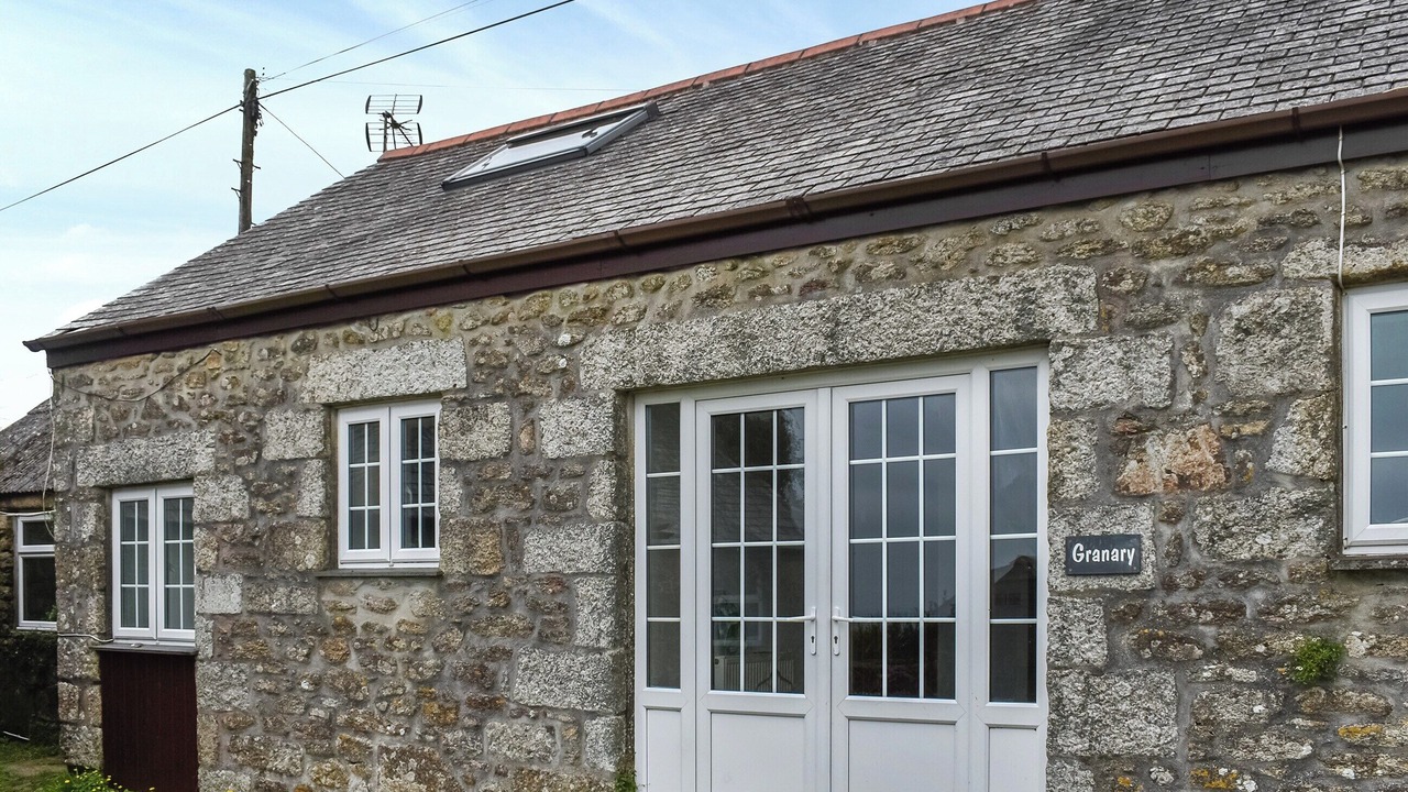 Photo of Others in Mabe Burnthouse