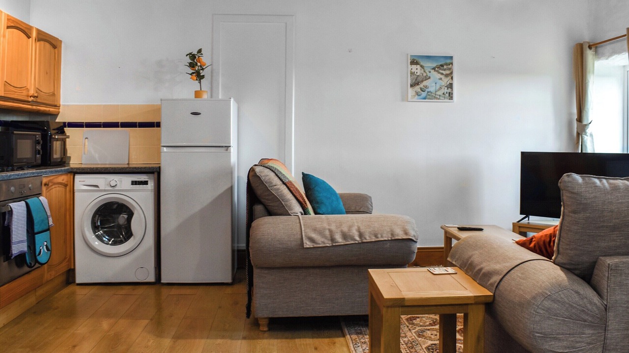 Photo of Others in Mabe Burnthouse