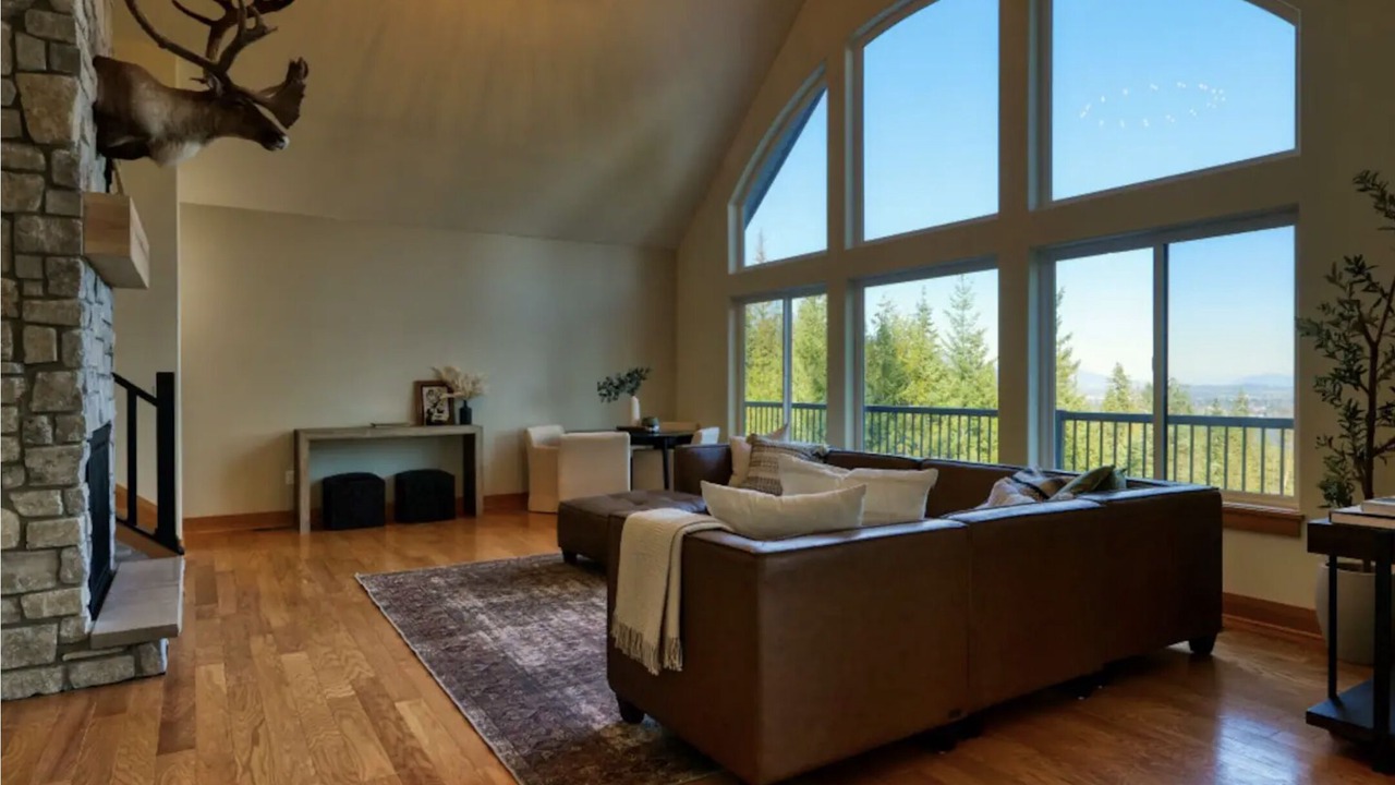 Photo of Livingroom in Sagle