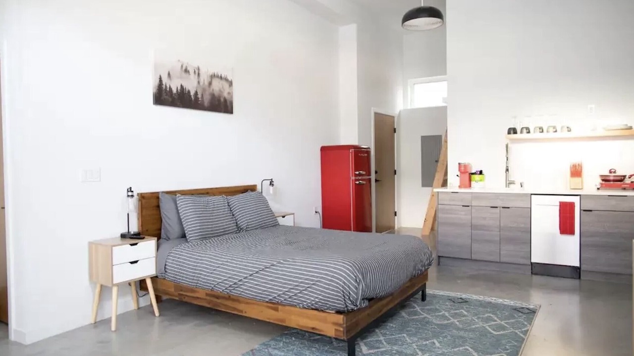 Photo of Bedroom in Loyal Heights