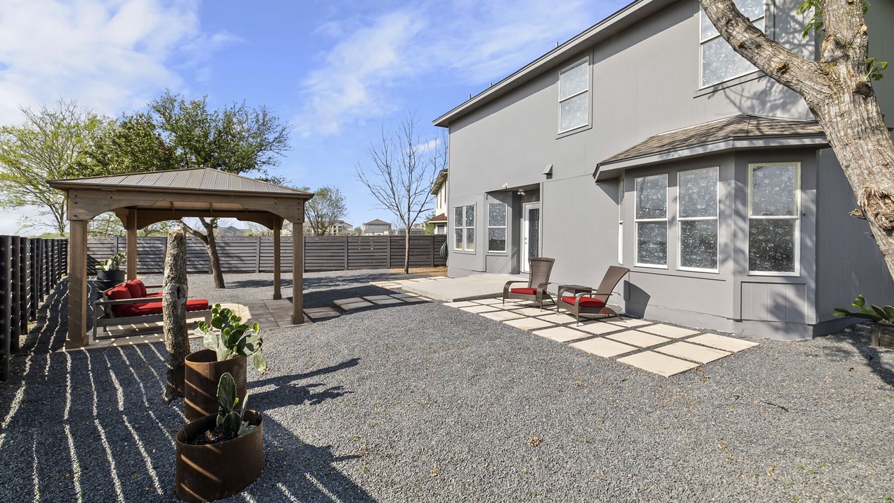 Photo of Patio Balcony in Del Valle