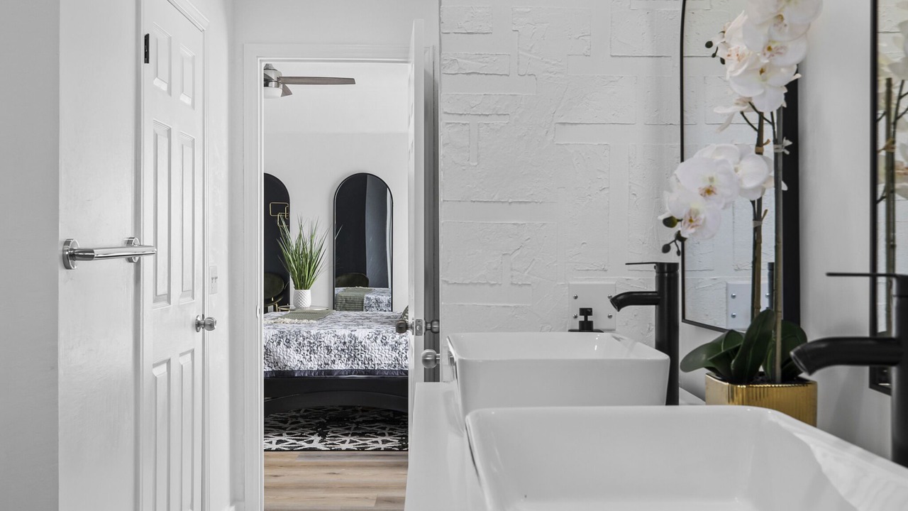 Photo of Bathroom in Del Valle