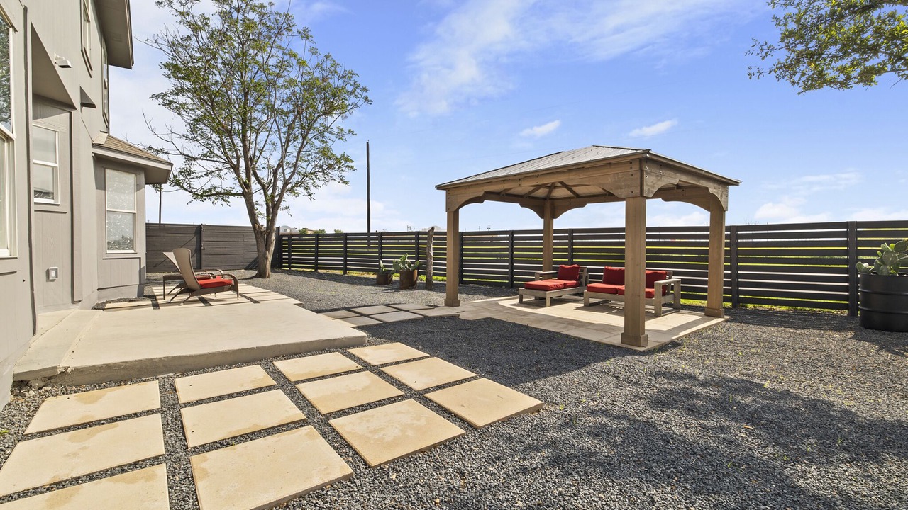 Photo of Patio Balcony in Del Valle