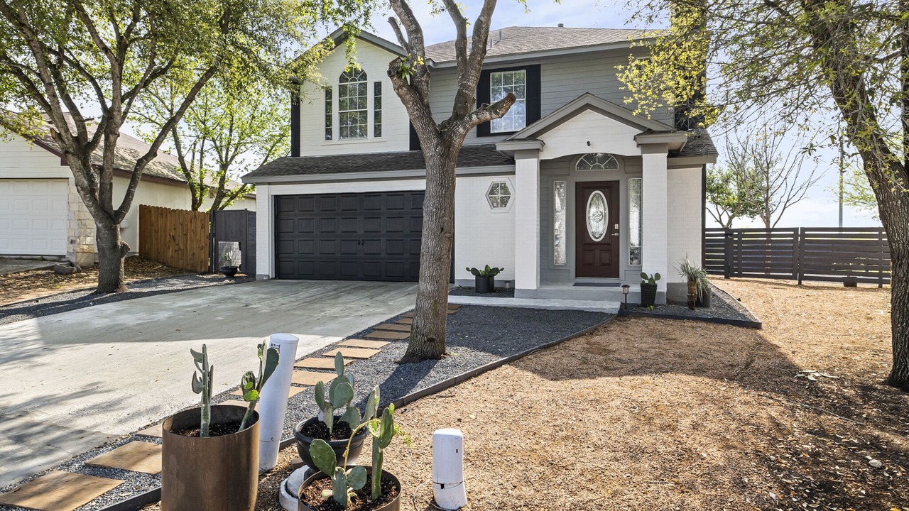 Photo of Outdoor in Del Valle