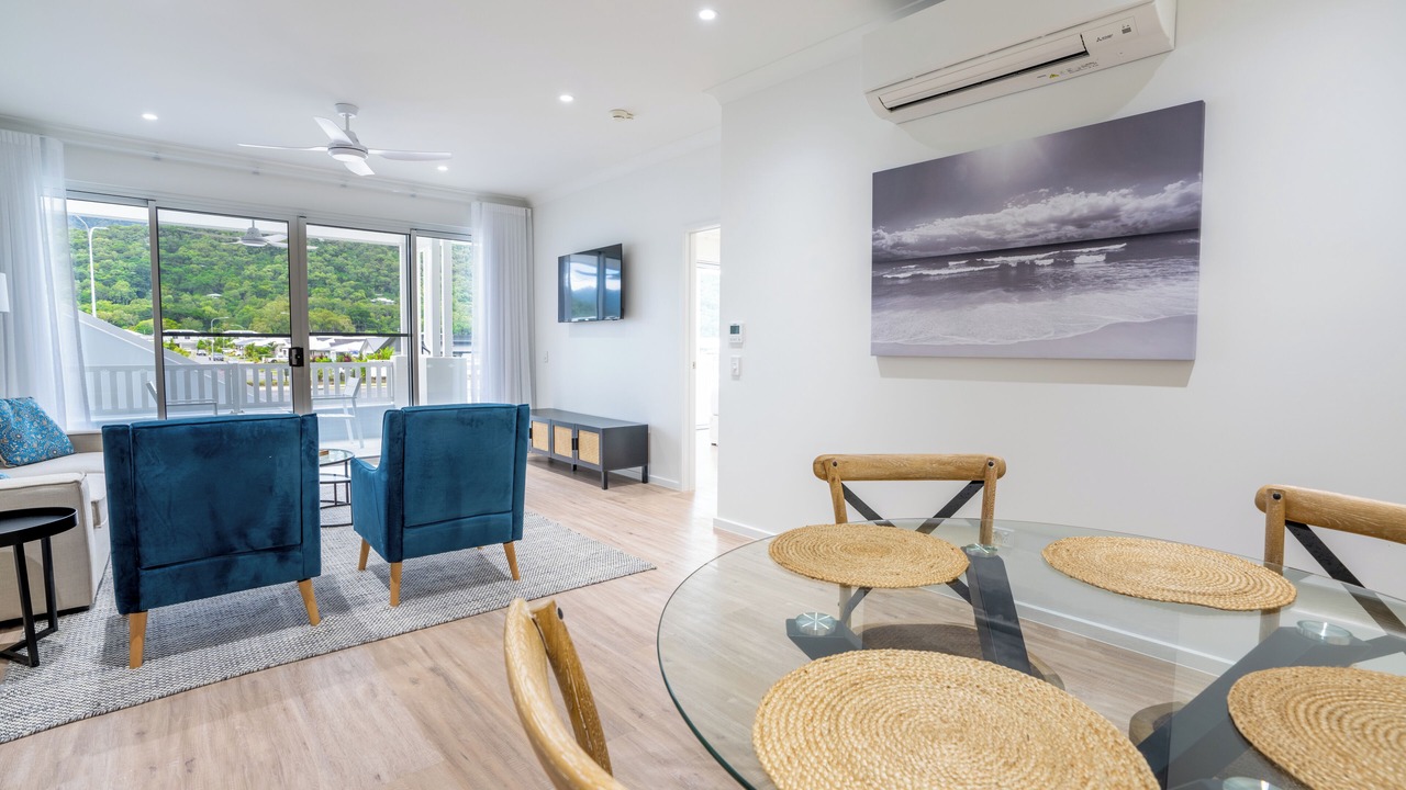 Photo of Bedroom in Trinity Beach