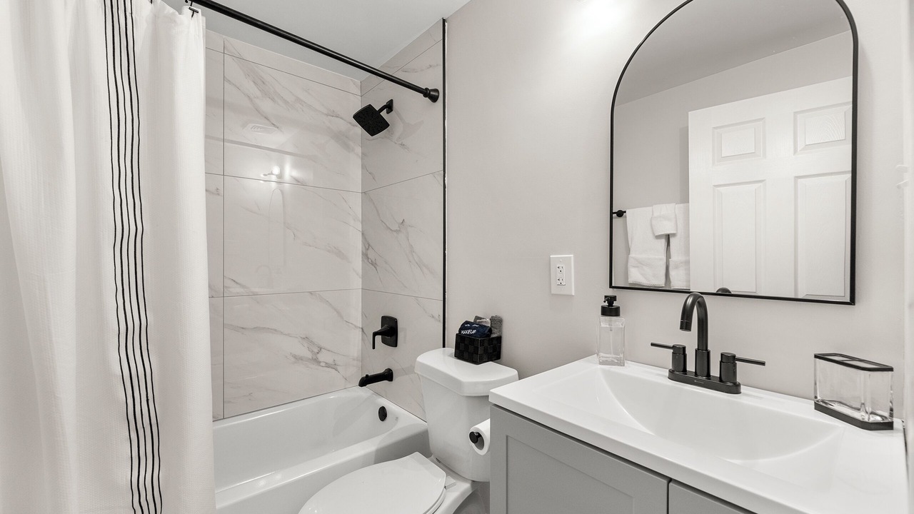 Photo of Bathroom in Smyrna