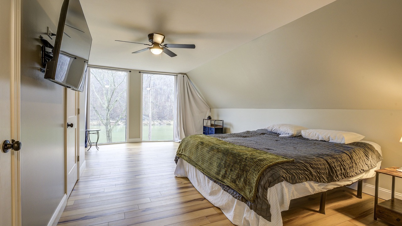 Photo of Bedroom in Bluff City