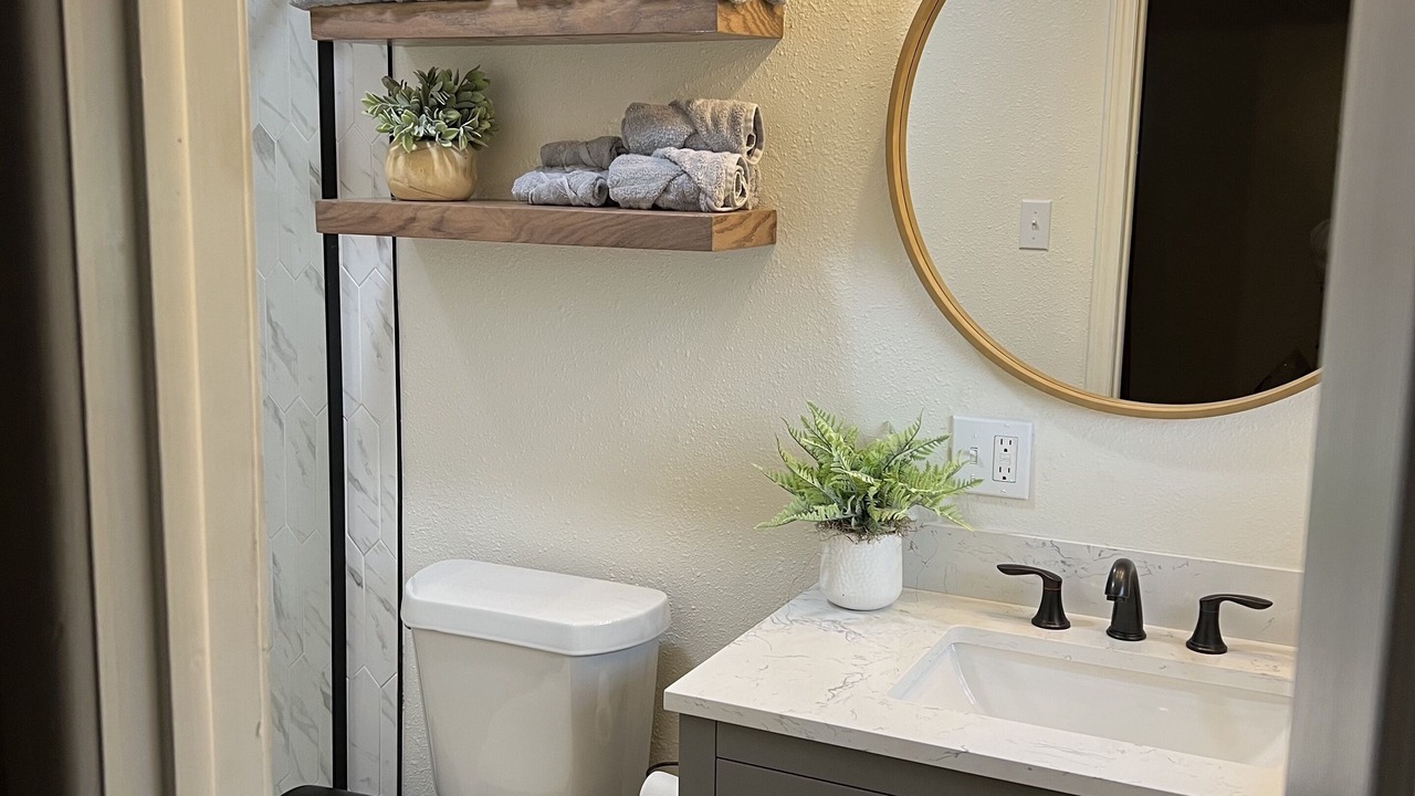 Photo of Bathroom in Fort Smith