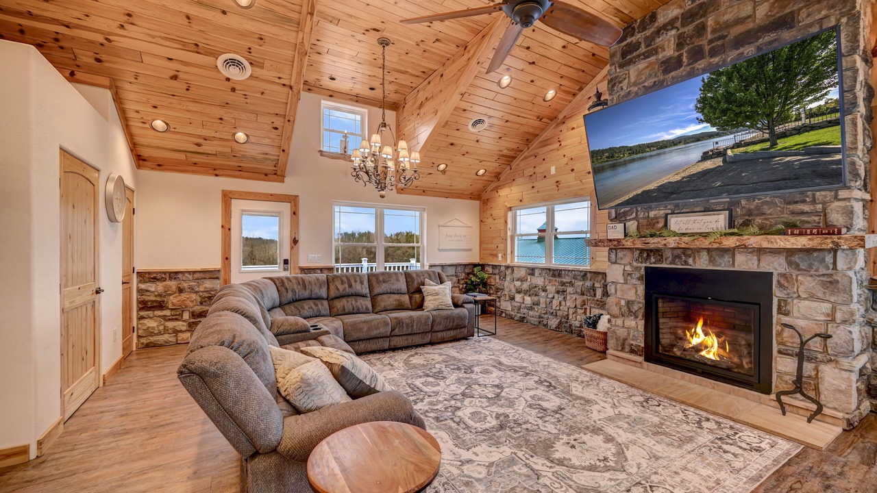 Photo of Livingroom in Catawissa