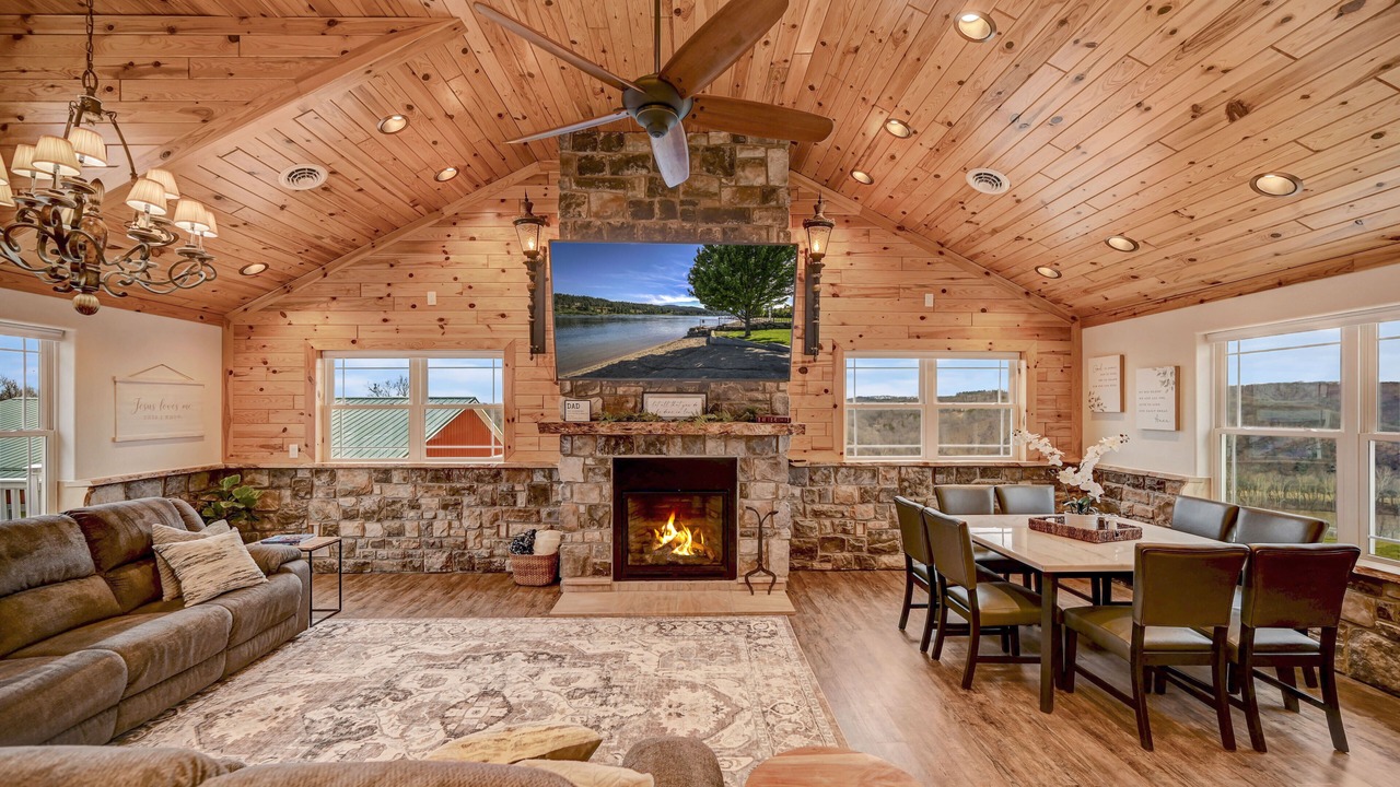 Photo of Livingroom in Catawissa