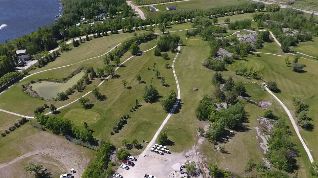 Photo of Others in Lac du Bonnet