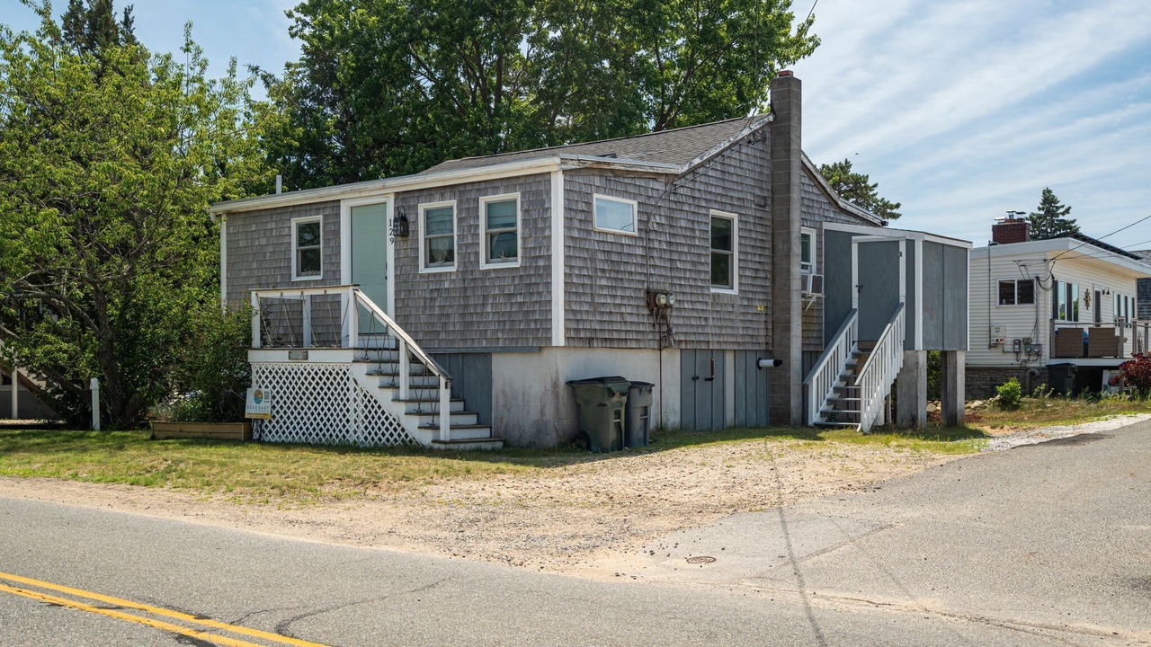 Photo of Others in Newburyport