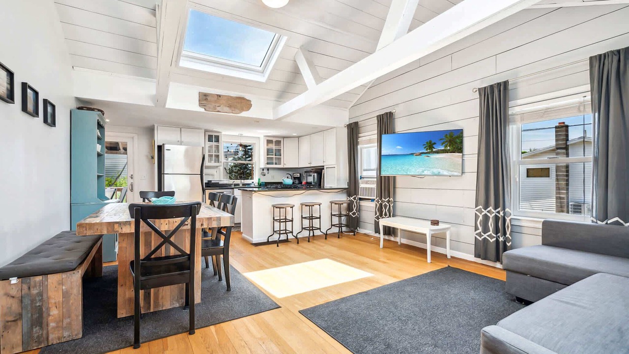 Photo of Bedroom in Newburyport