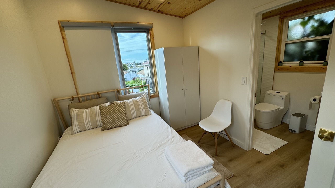 Photo of Bedroom in Southwest Annex