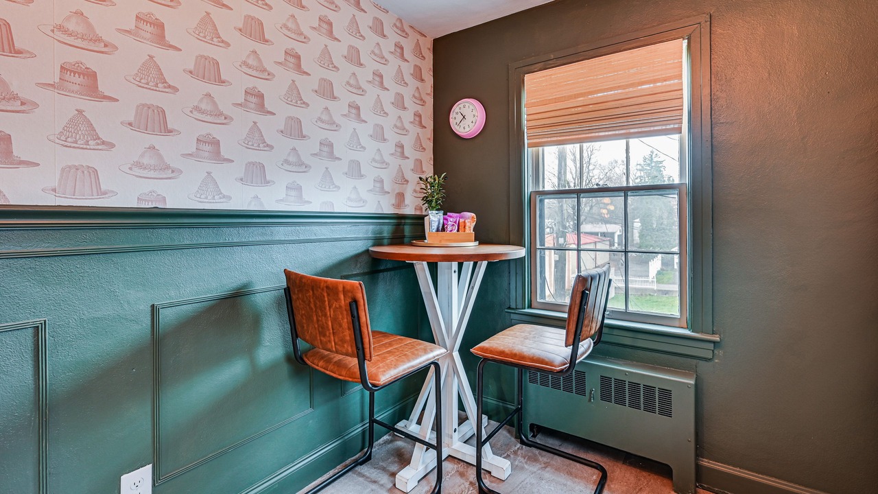 Photo of Others in Elizabethtown