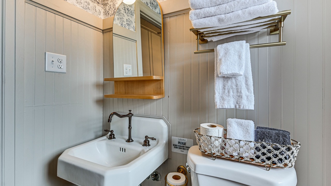 Photo of Bathroom in Elizabethtown