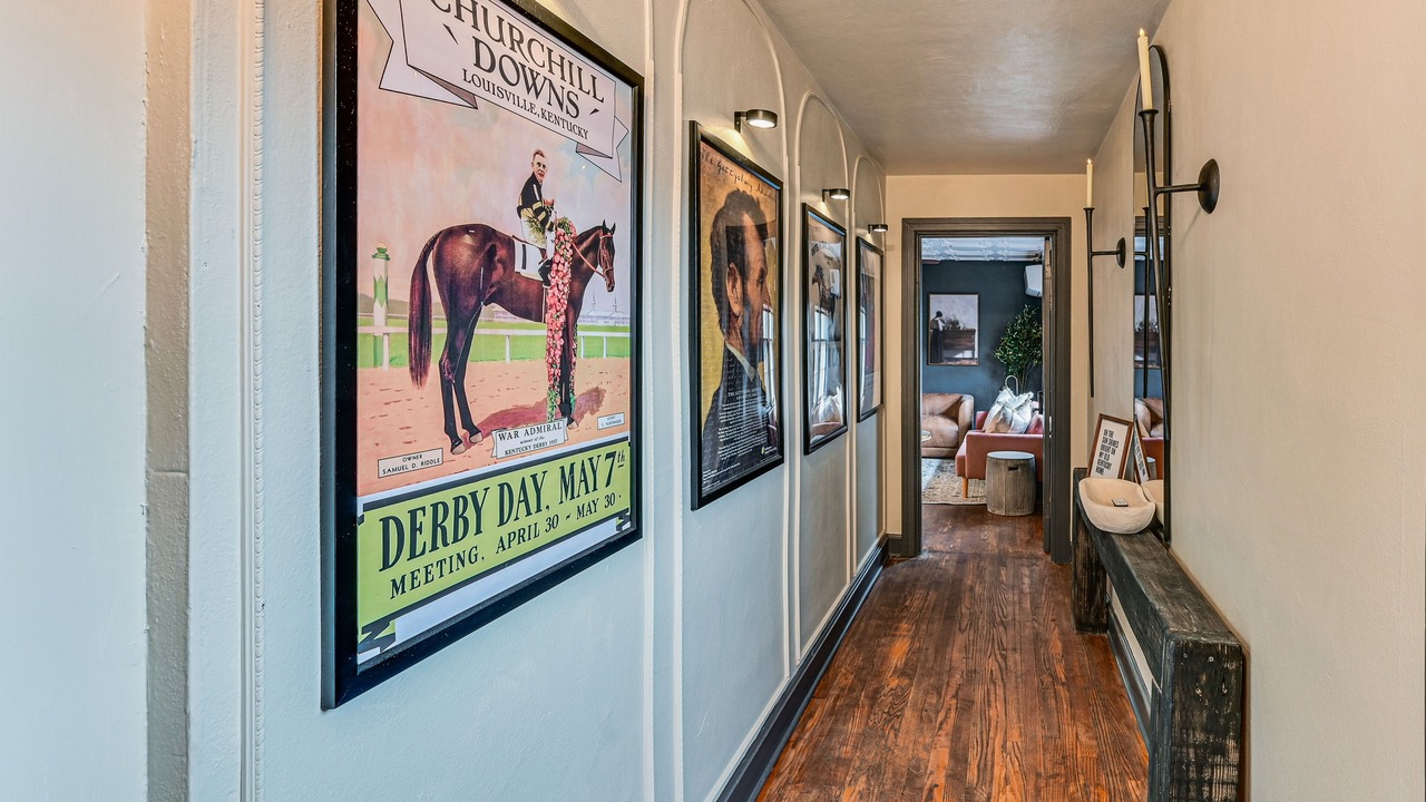 Photo of Others in Elizabethtown