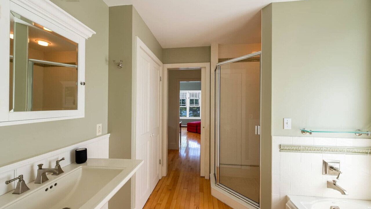 Photo of Bathroom in Brunswick