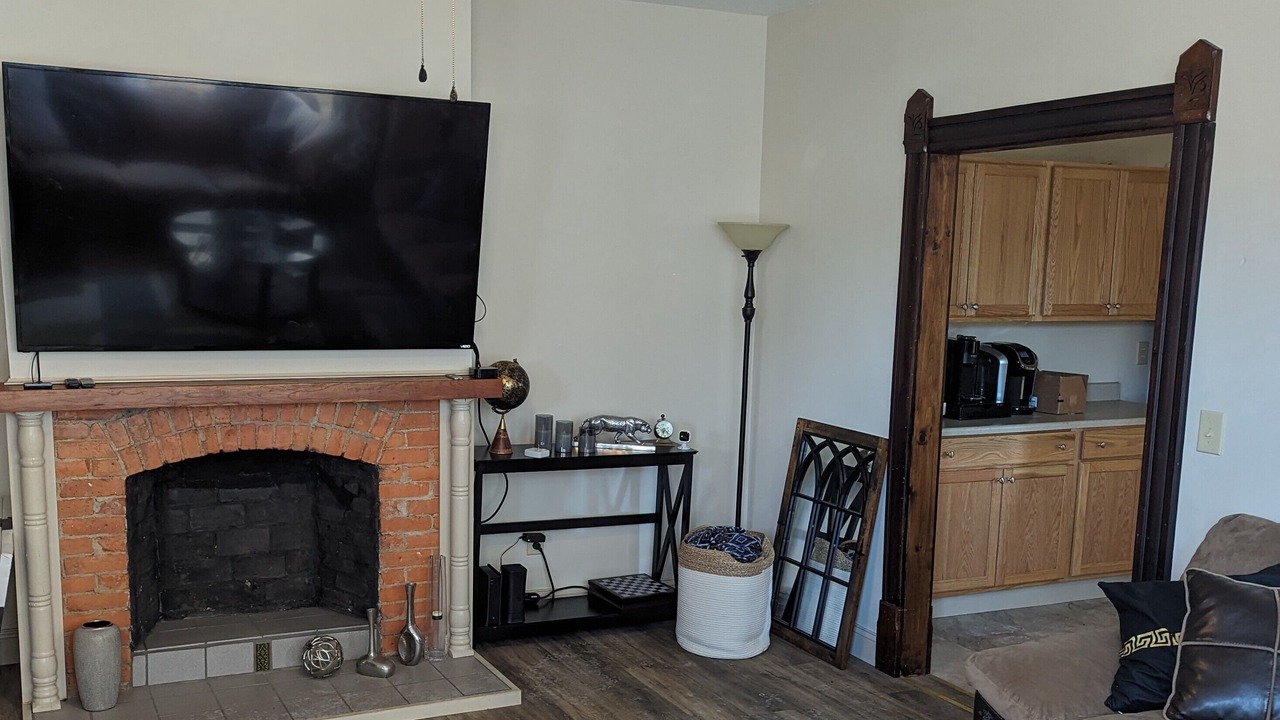 Photo of Livingroom in Cortland