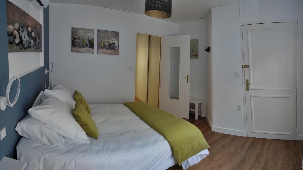 Photo of Bedroom in Les Aix-d'Angillon