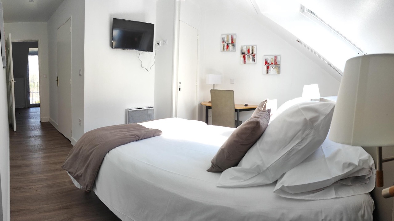 Photo of Bedroom in Les Aix-d'Angillon