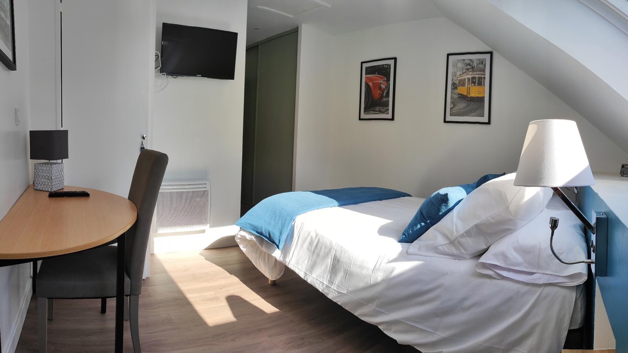 Photo of Bedroom in Les Aix-d'Angillon