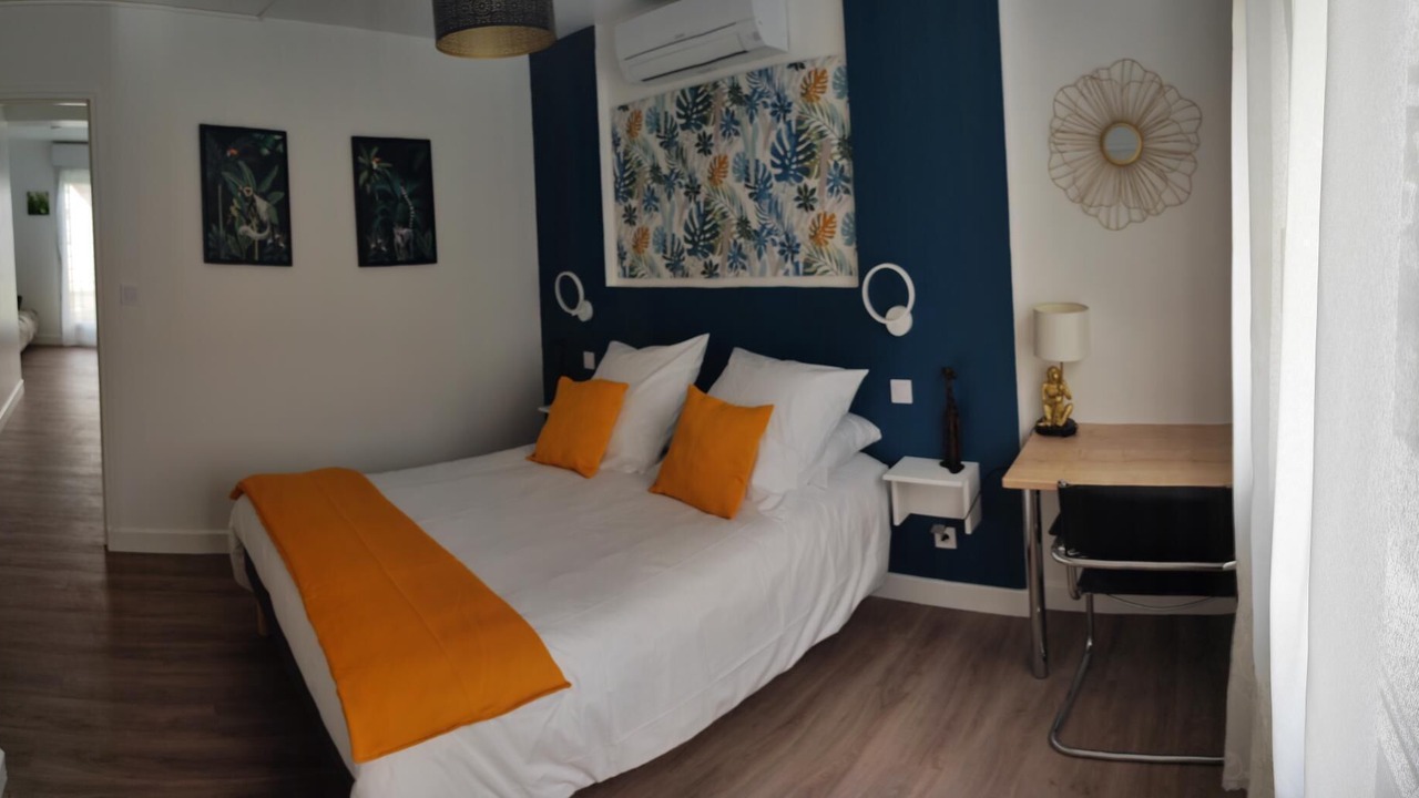 Photo of Bedroom in Les Aix-d'Angillon