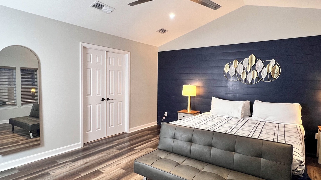Photo of Bedroom in Lewisville