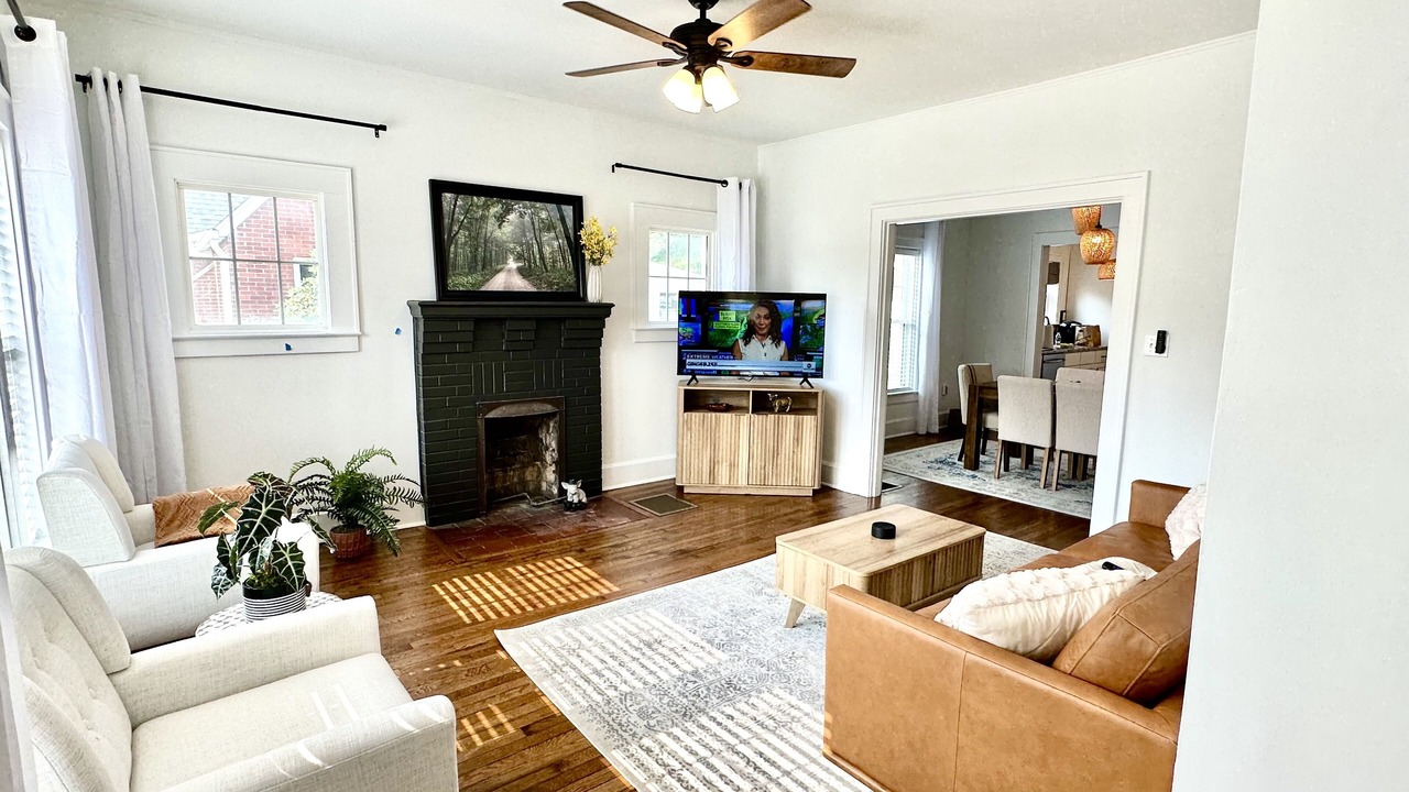 Photo of Livingroom in Irvine