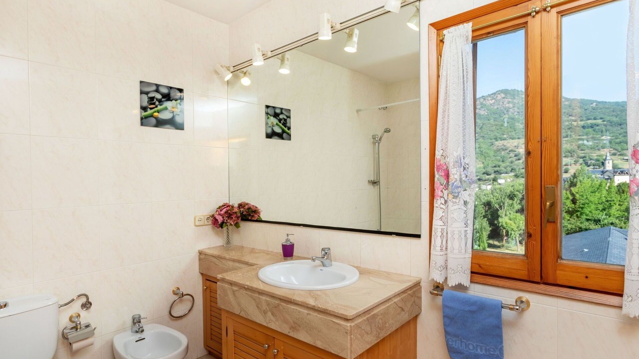 Photo of Bathroom in Sort