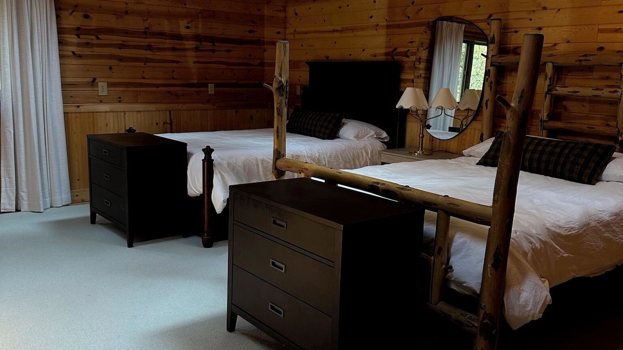 Photo of Bedroom in Black Butte Ranch