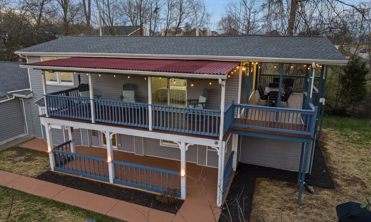 Photo of Patio Balcony in Hendersonville
