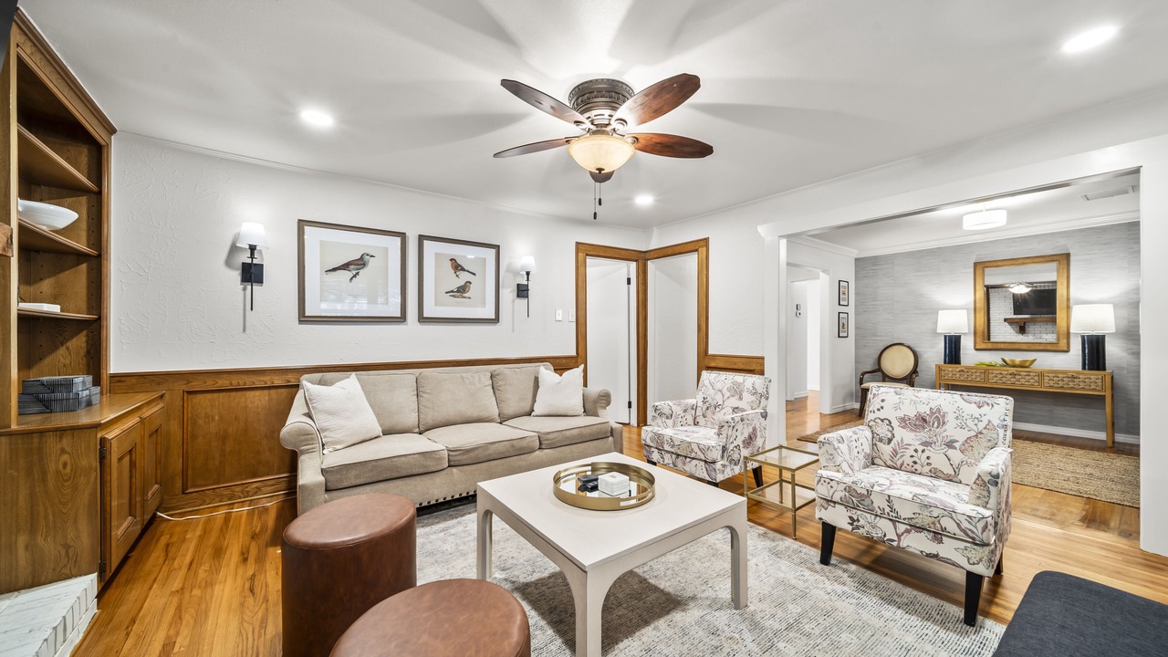 Photo of Livingroom in Turner Park