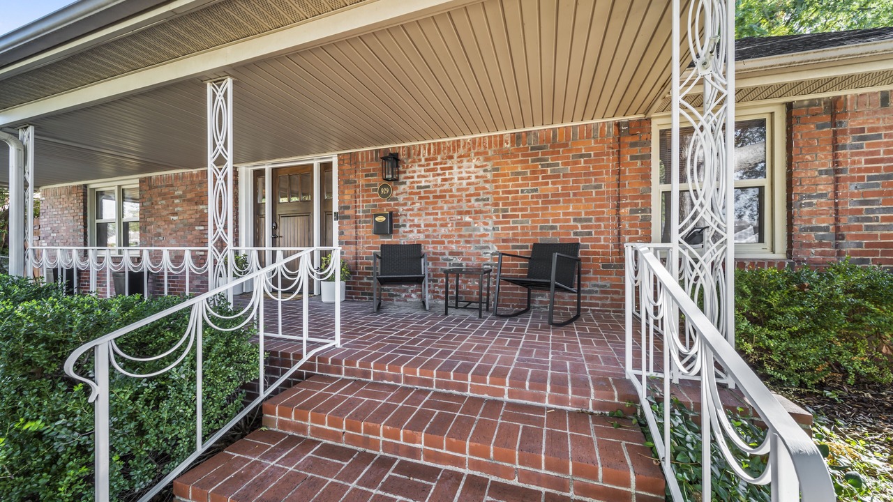 Photo of Patio Balcony in Turner Park