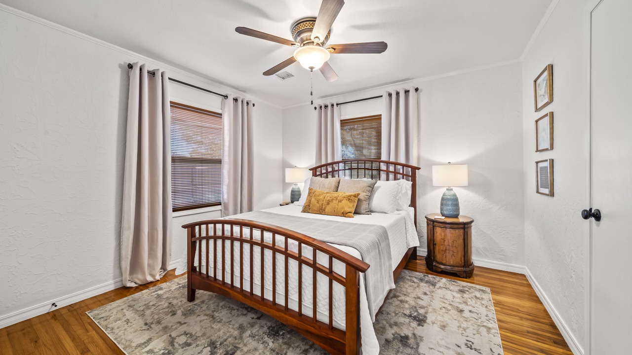 Photo of Bedroom in Turner Park