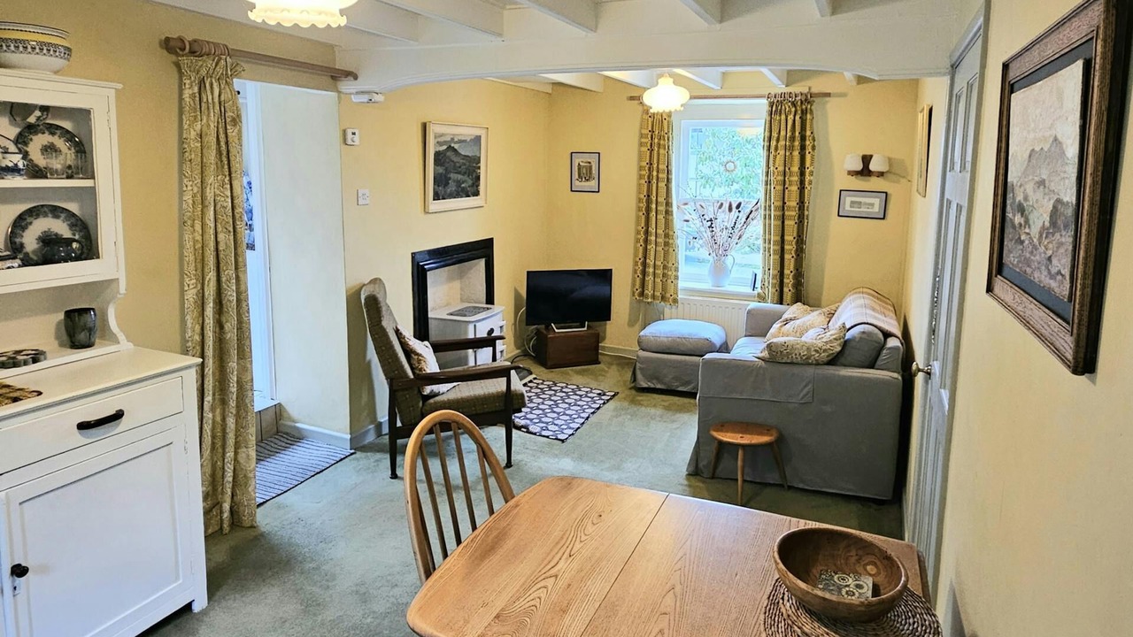 Photo of Livingroom in St Dogmaels