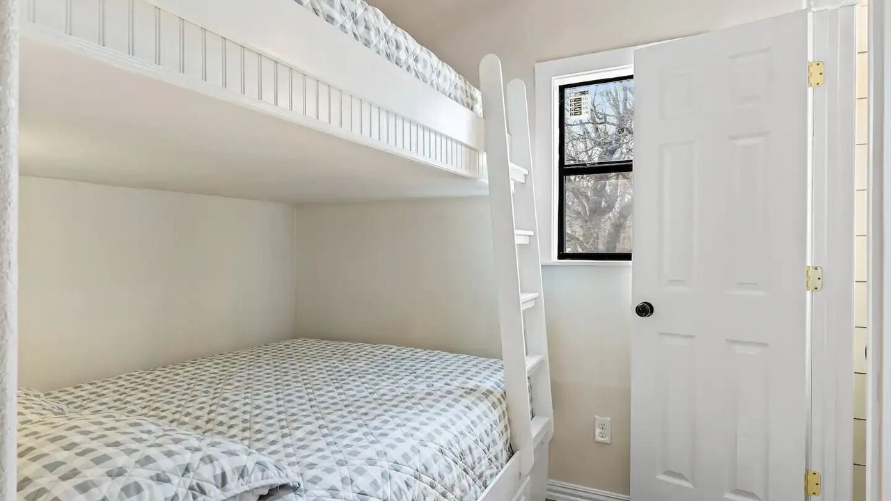 Photo of Bedroom in Leisure Land