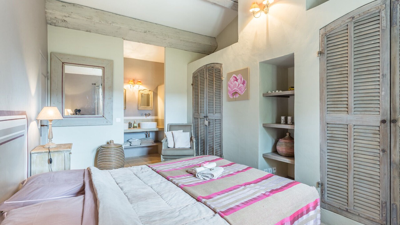 Photo of Others in Menerbes