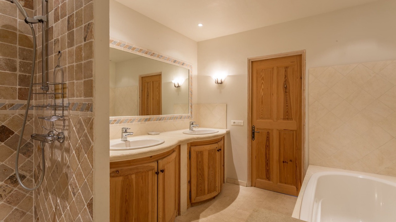 Photo of Outdoor in Menerbes