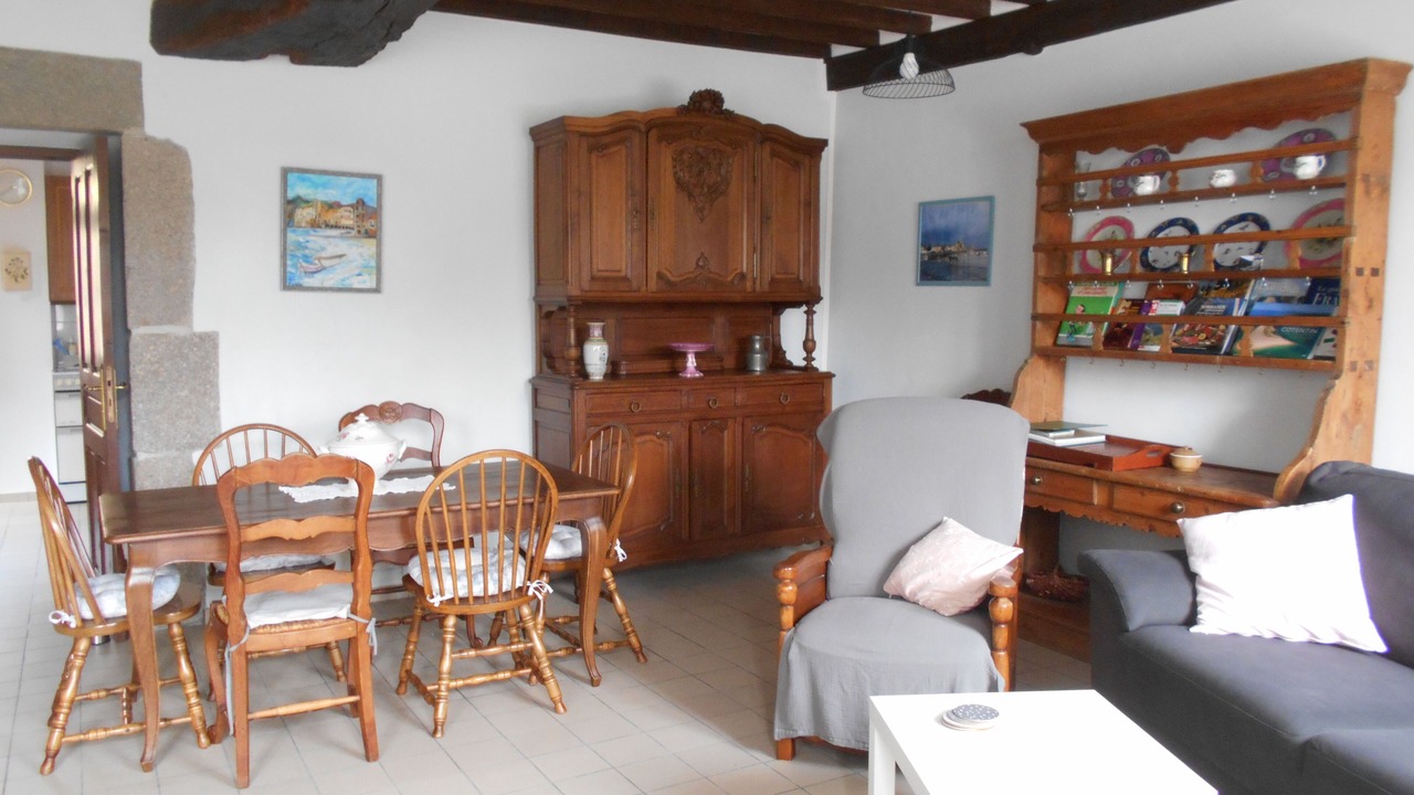 Photo of Others in Le Vast