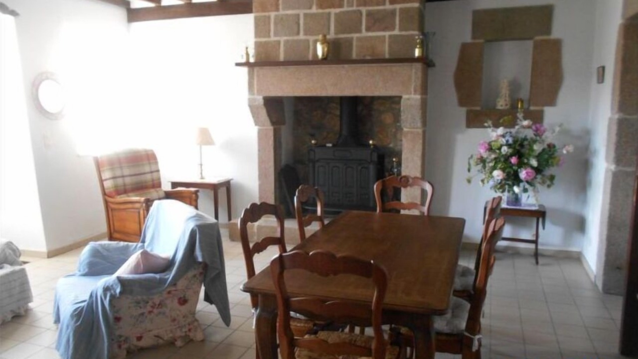 Photo of Others in Le Vast