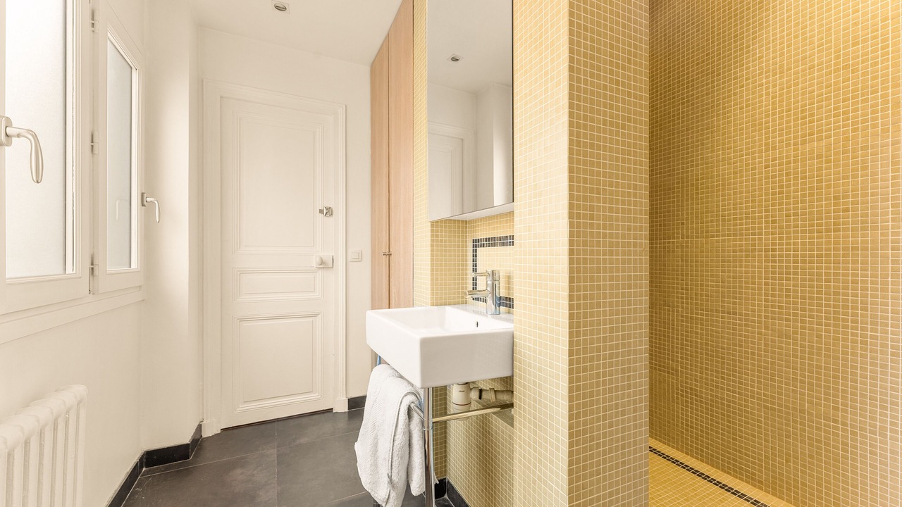 Photo of Bathroom in Necker