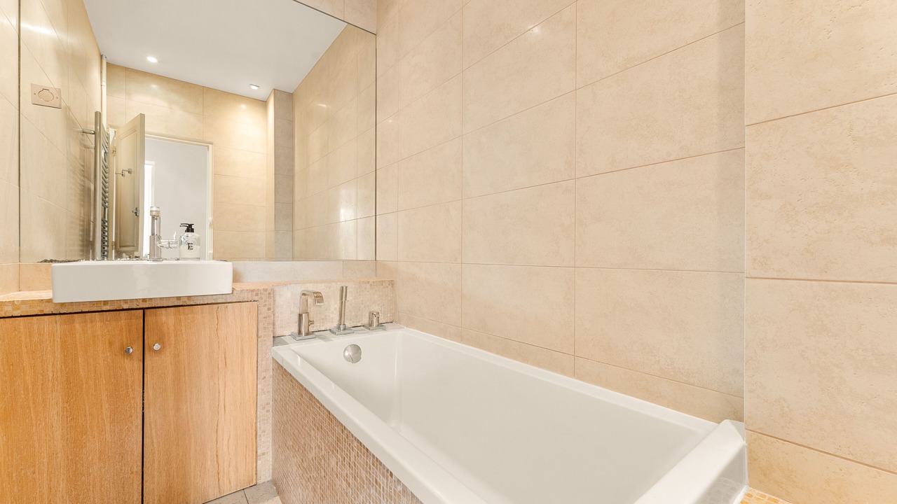 Photo of Bathroom in Necker