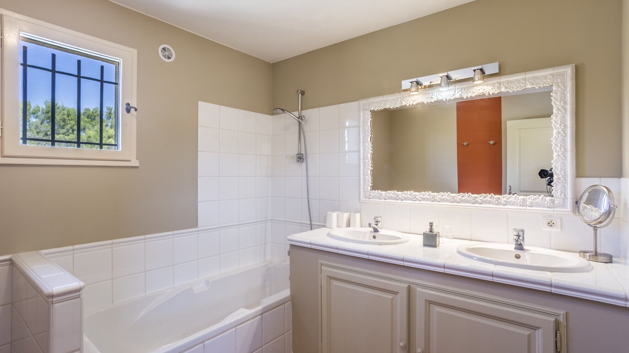 Photo of Outdoor in Menerbes