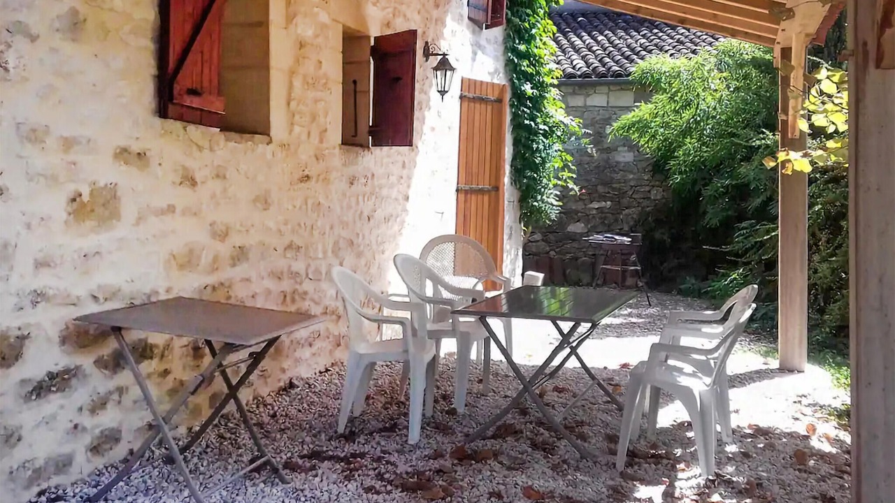 Photo of Others in Sauzet