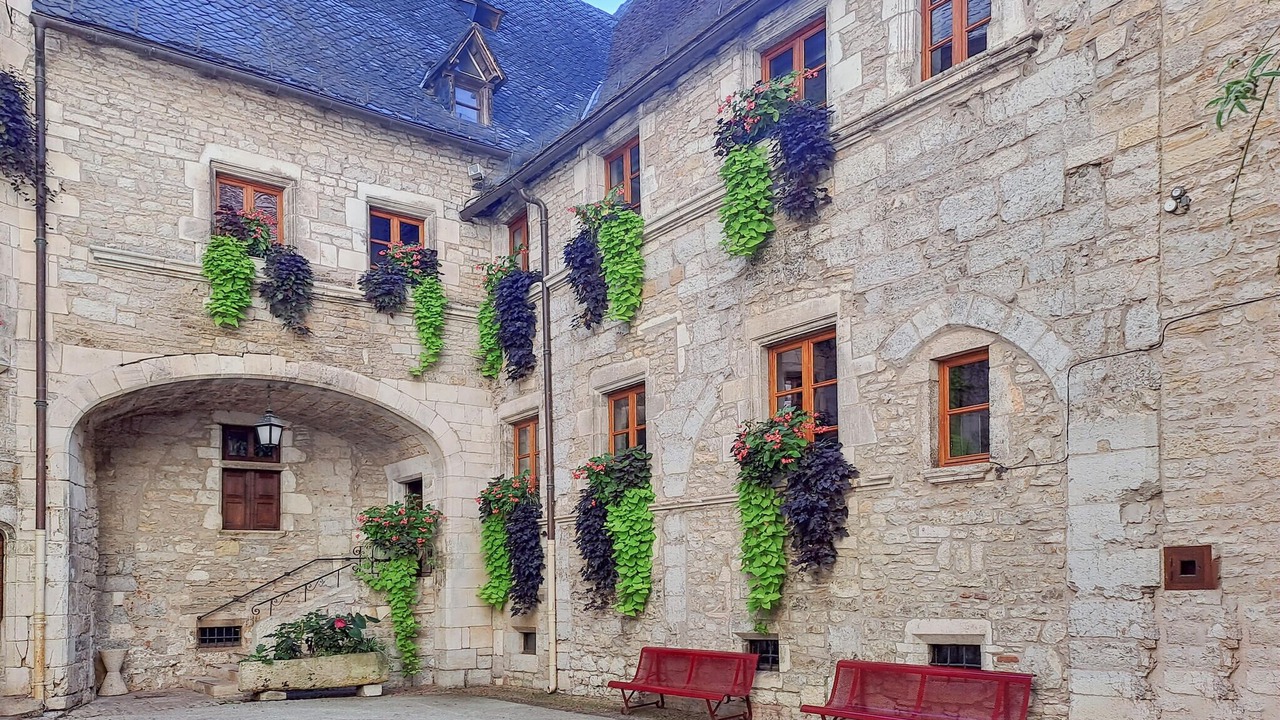 Photo of Others in Sauzet