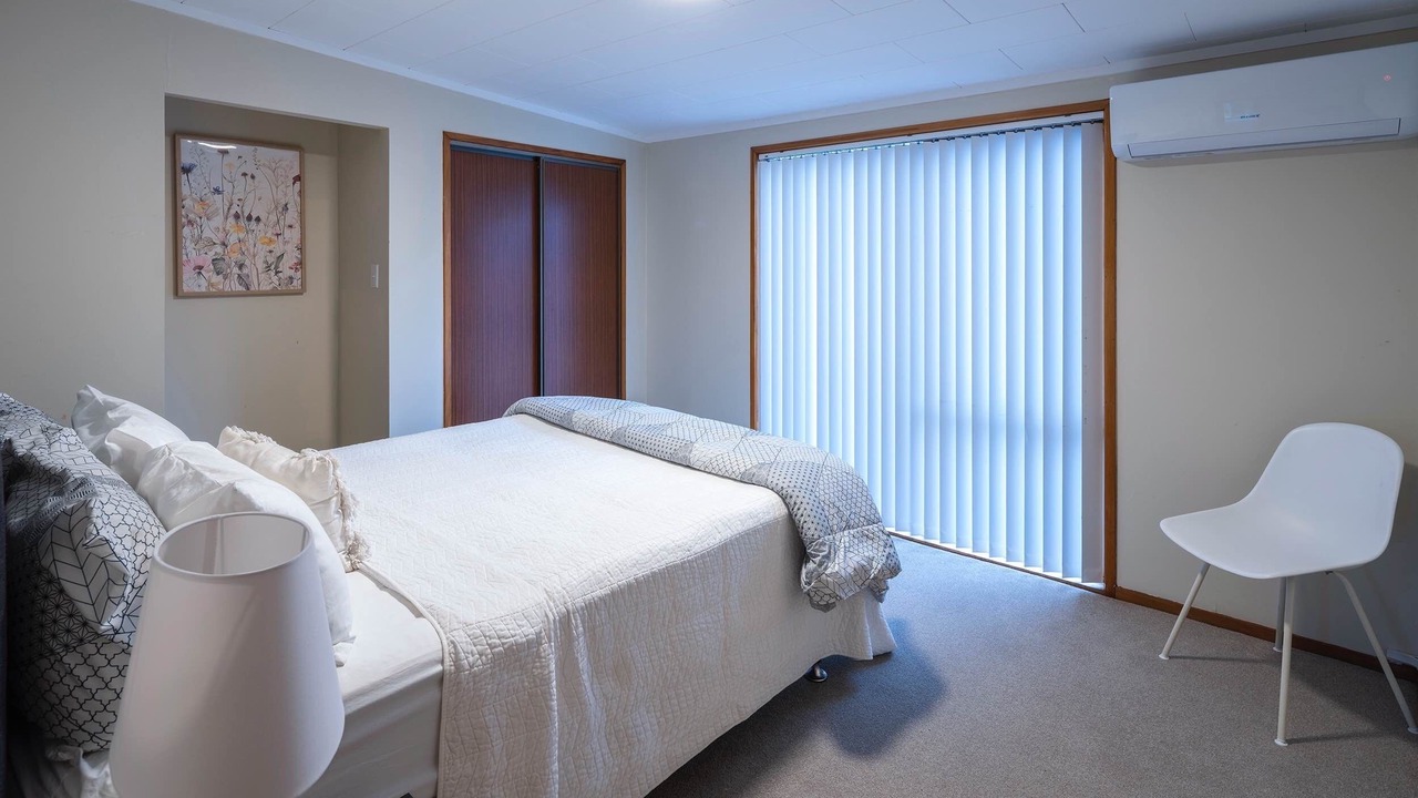 Photo of Bedroom in Massey