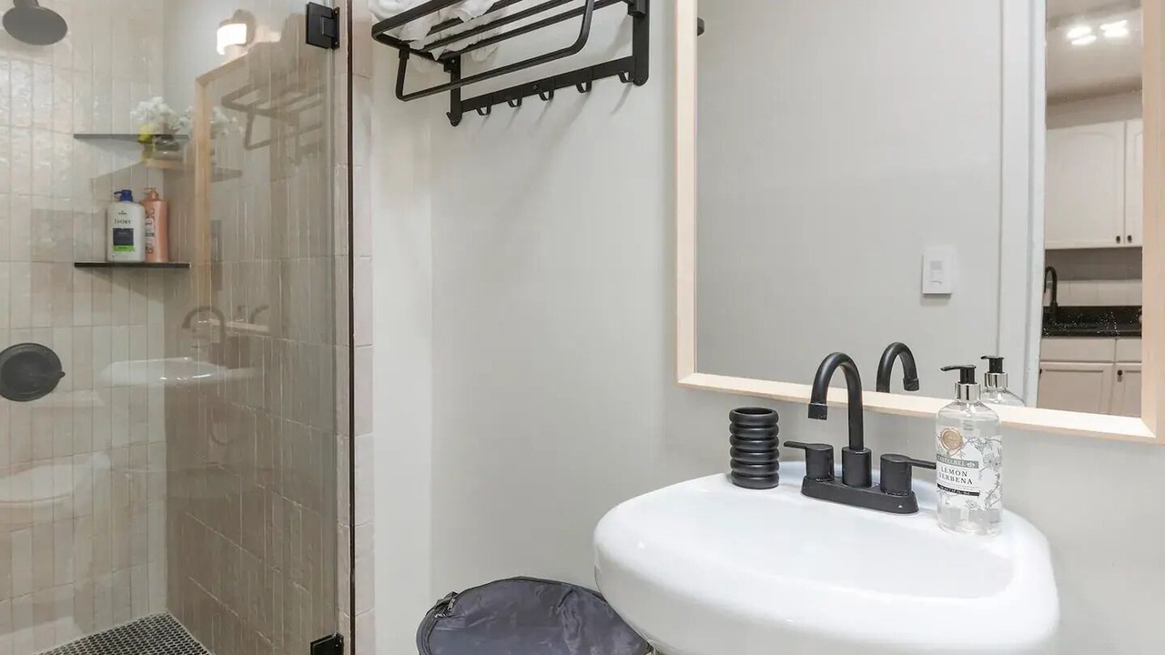 Photo of Bathroom in McGinley Square